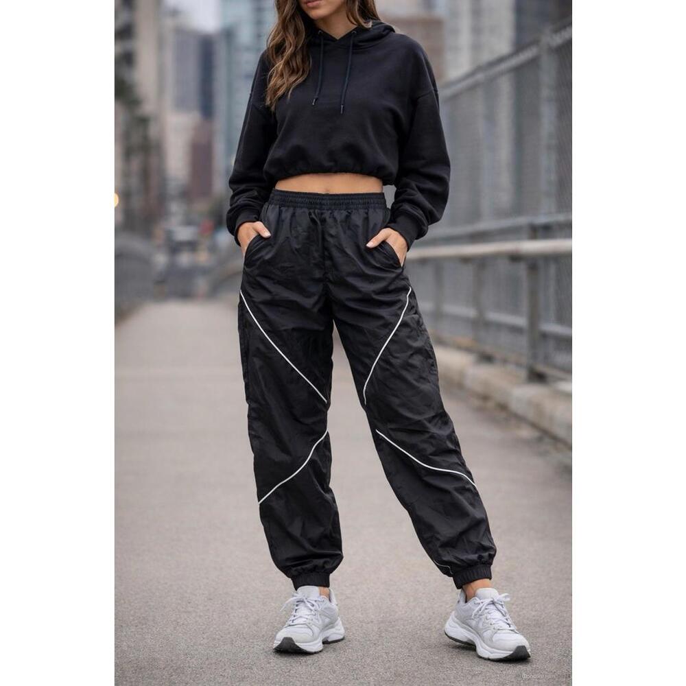 BOZZOLO Women’s M Black Nylon Track Pants Joggers NWOT Athletic Reflective - A5